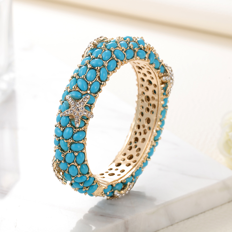 Sally's Paradise Christmas gif - Paradise Jewelry & Watches Dolphin Mall のレビューと価格