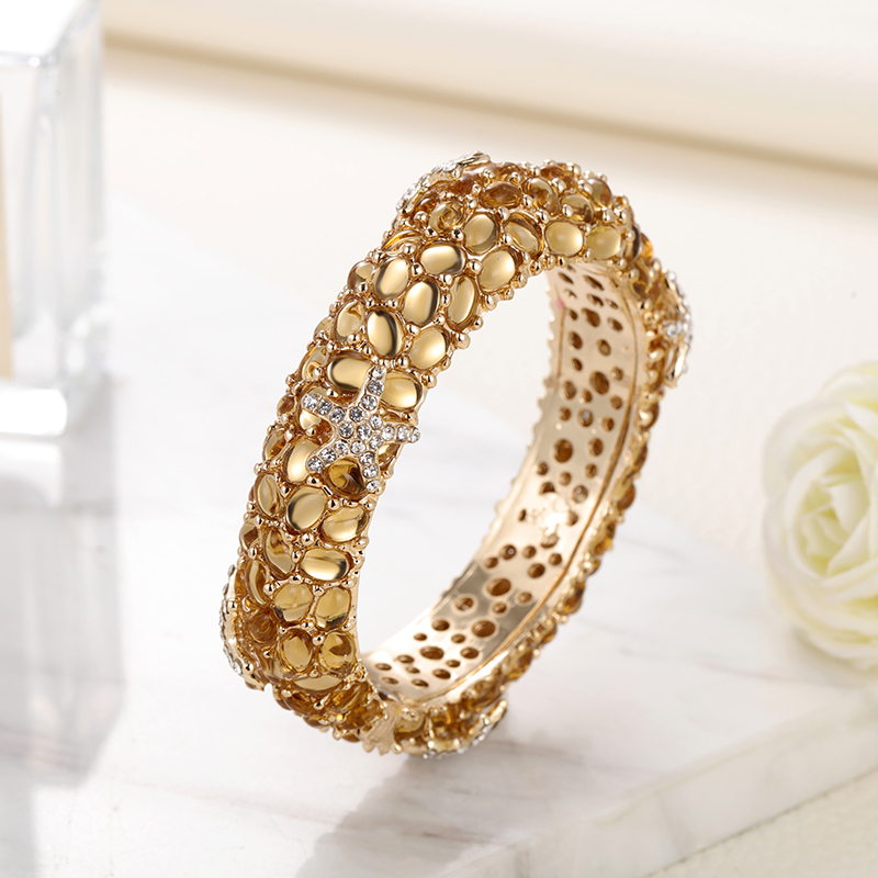 Sally's Paradise Christmas gif - Paradise Jewelry & Watches Dolphin Mall のレビューと価格