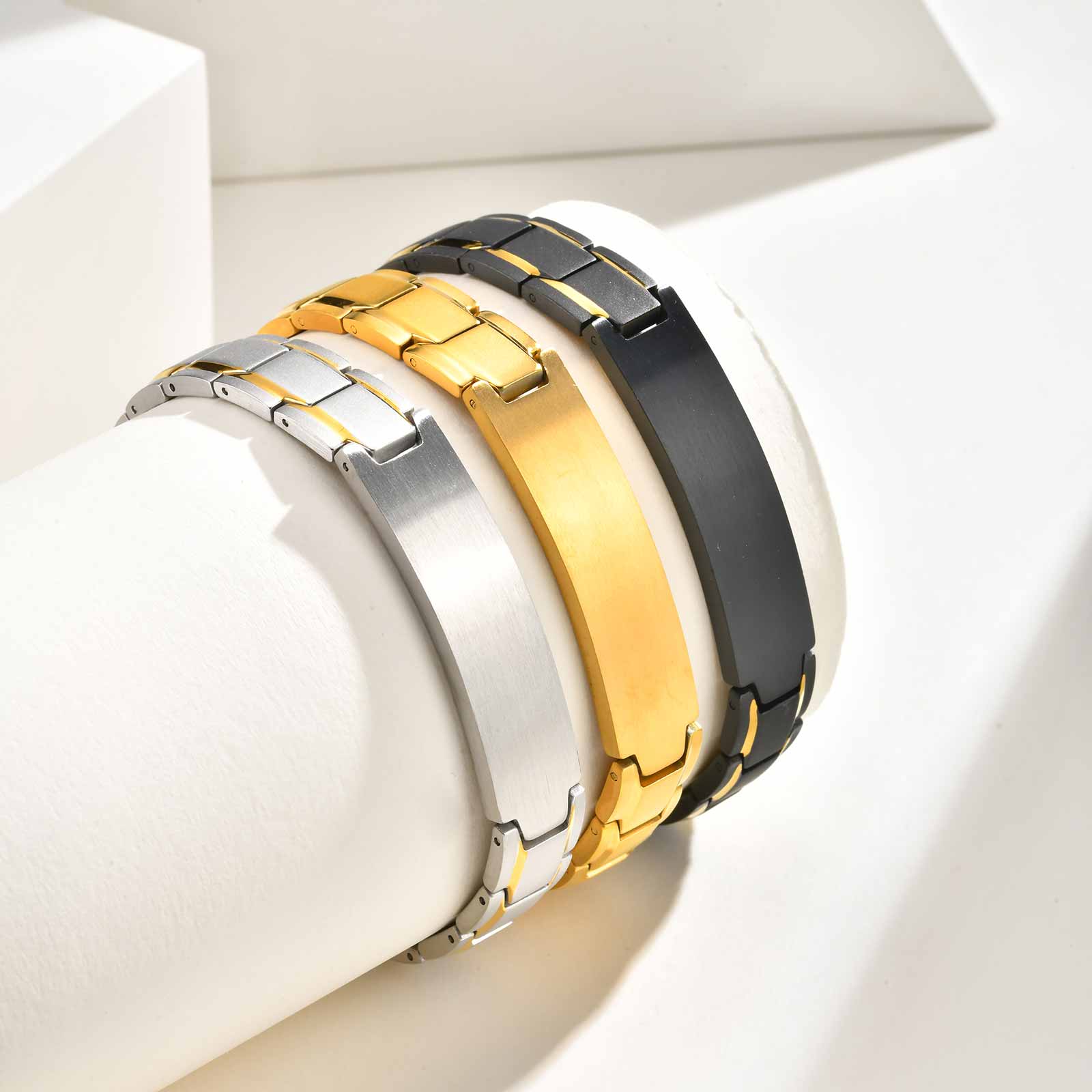 Custom Name Text Engraved Brac - Jewelry Watches For Men のレビューと価格