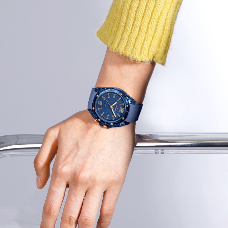 NAVIFORCE Women New Fashion Qu - Jewelry Bracelet Watches のレビューと価格