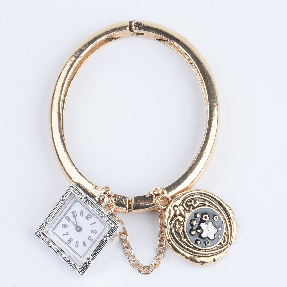 2026 New Fashion Vintage Women - Indian Jewelry Watches のレビューと価格