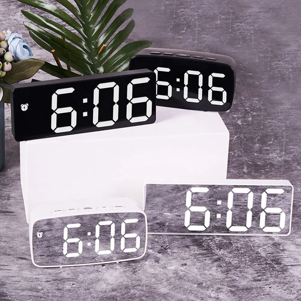 Acrylic Mirror Alarm Clock Ele - Moments Watches & Jewelry Vaughan Mills のレビューと価格