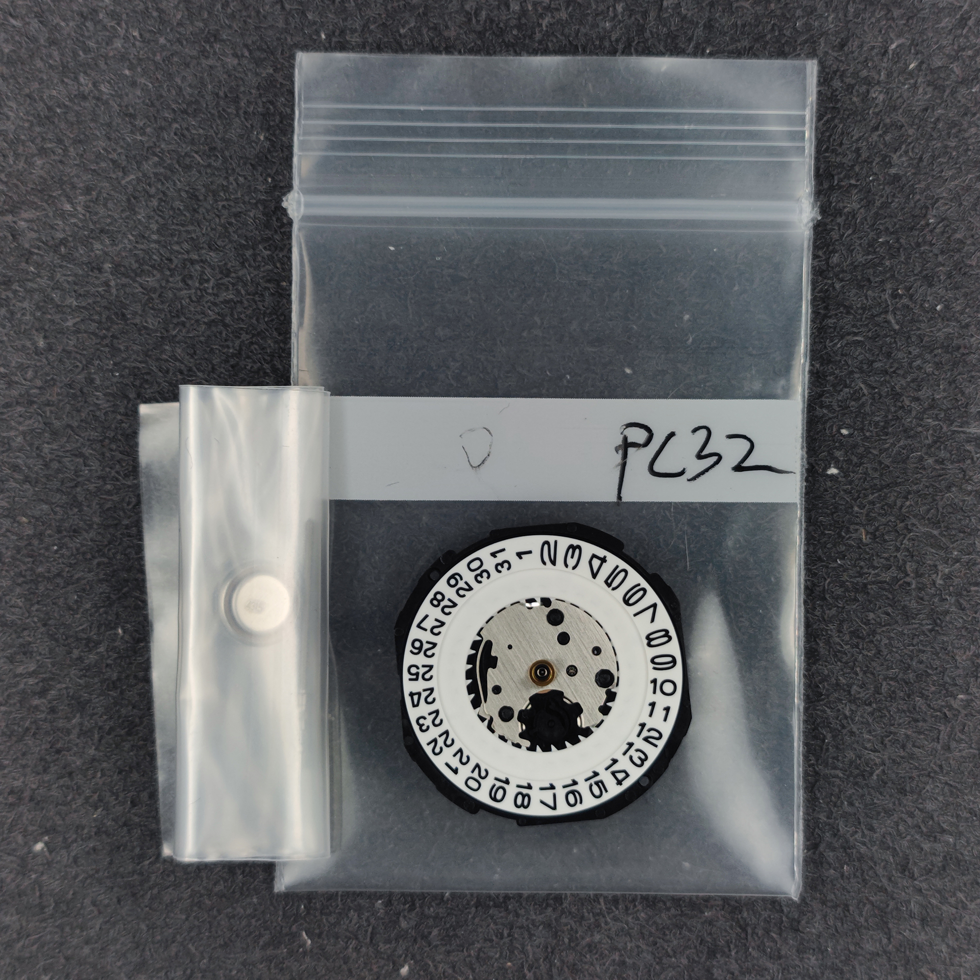 Japan PC32 Quartz Movement Dat - Jewels In Quartz Watches のレビューと価格