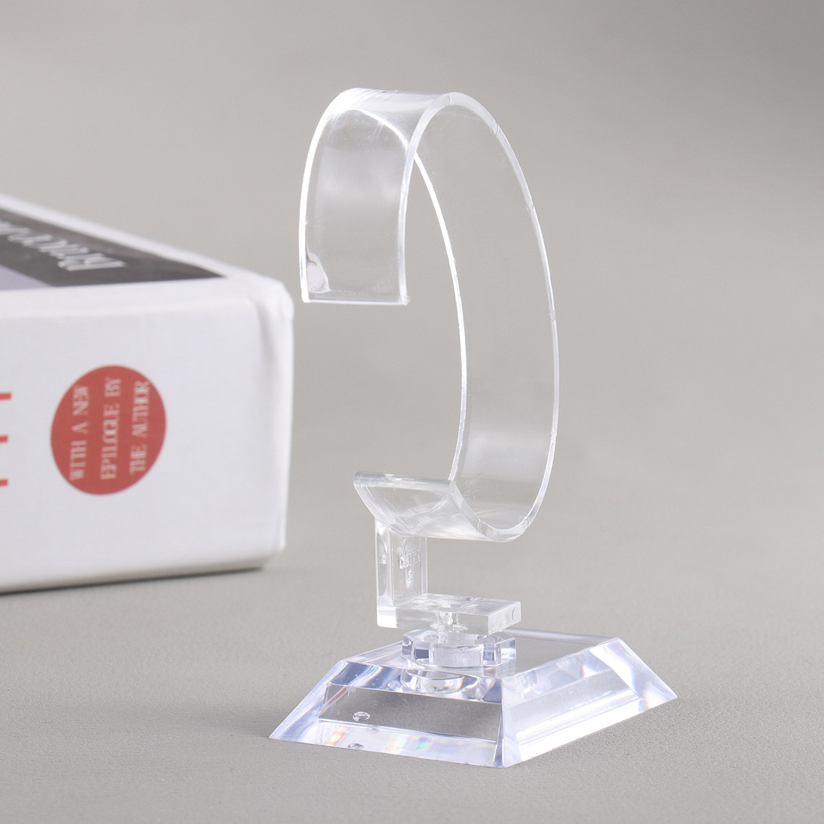 Acrylic Watch Display Stand 55 - Jewelry Or Watches のレビューと価格