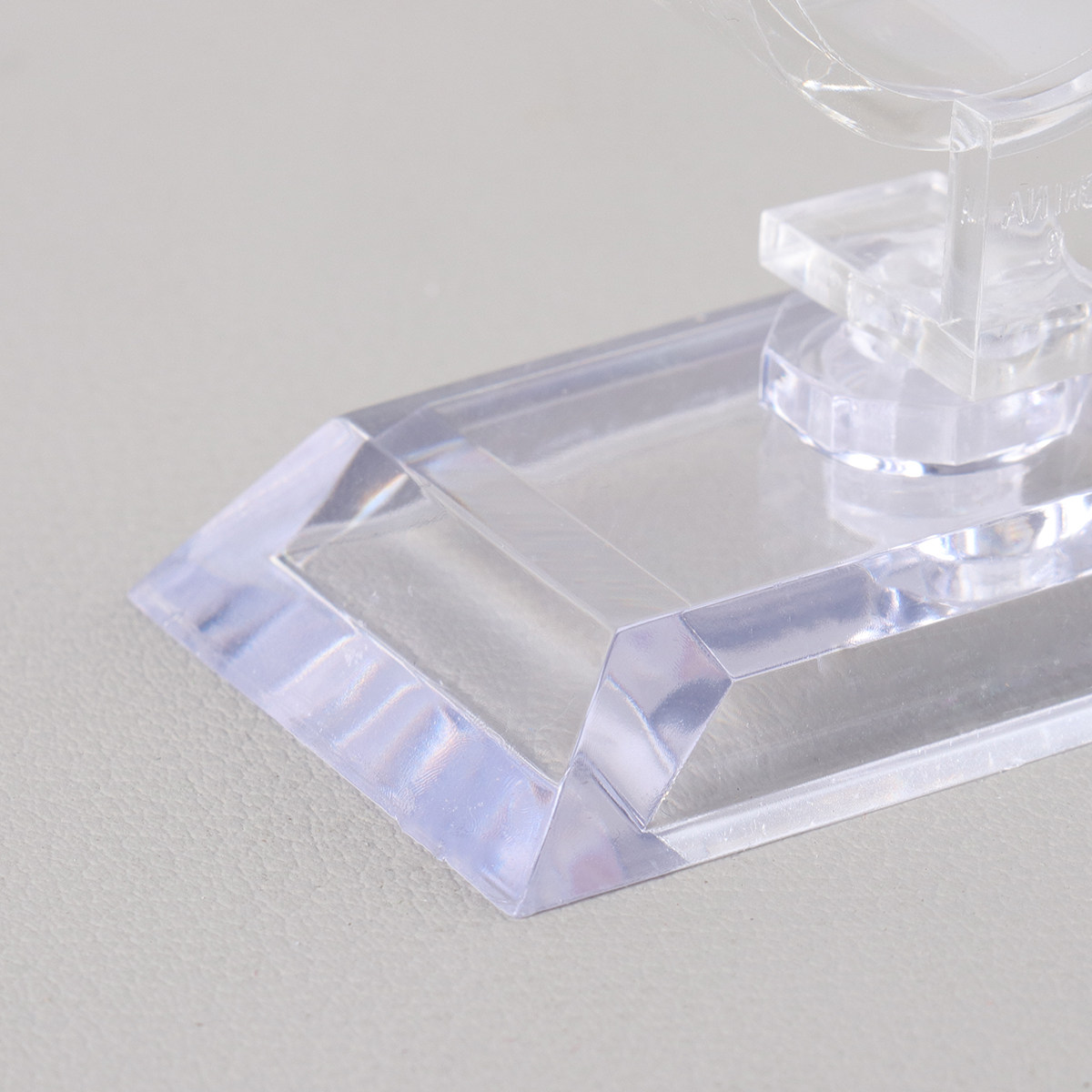 Acrylic Watch Display Stand 55 - Jewelry Or Watches のレビューと価格